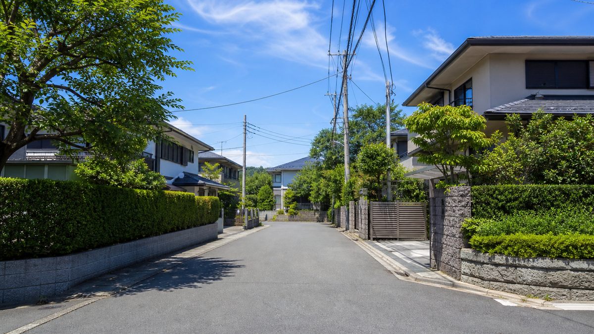 夏の住宅街