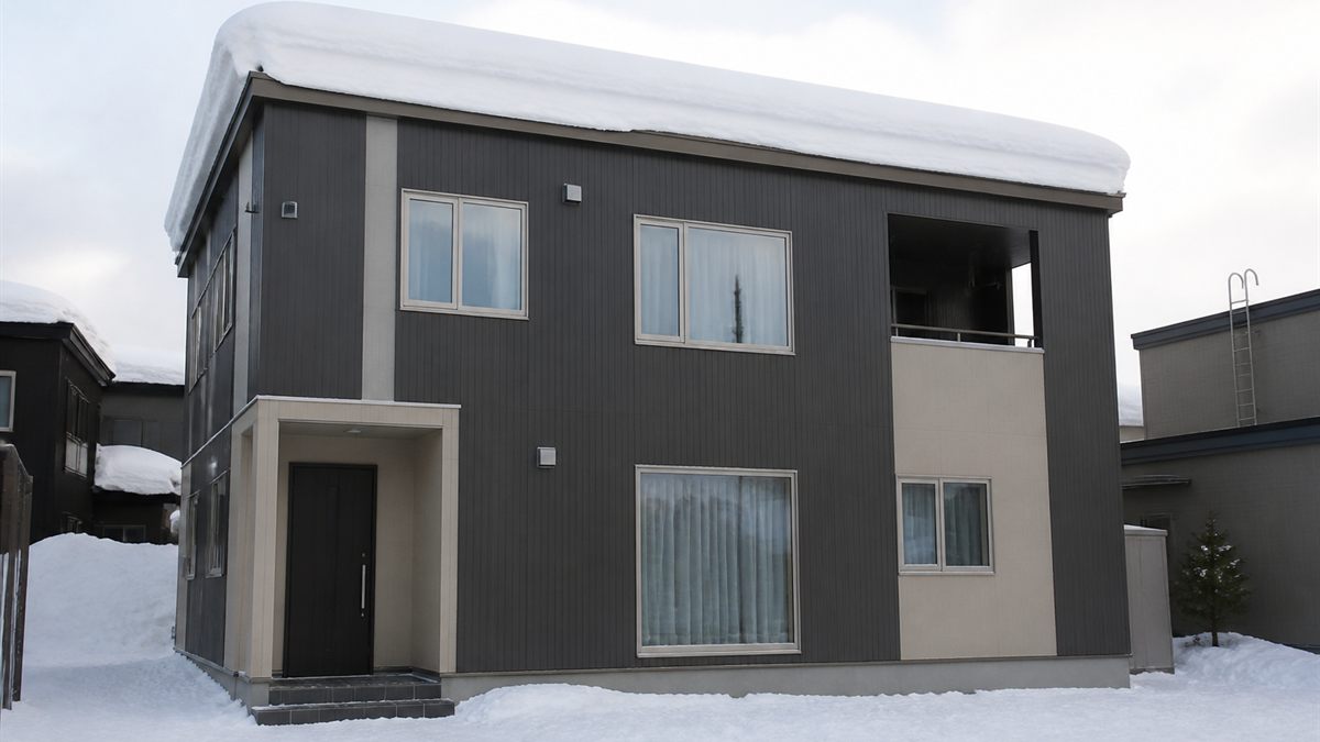無落雪屋根の住宅